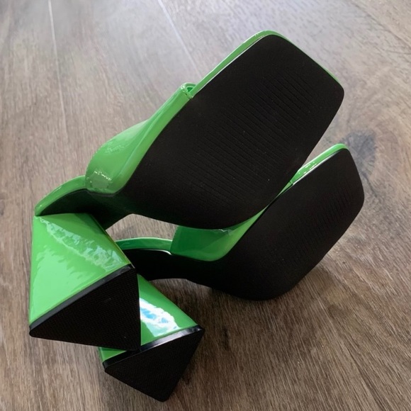 MULE PARTY HEELS - Picture 5 of 5